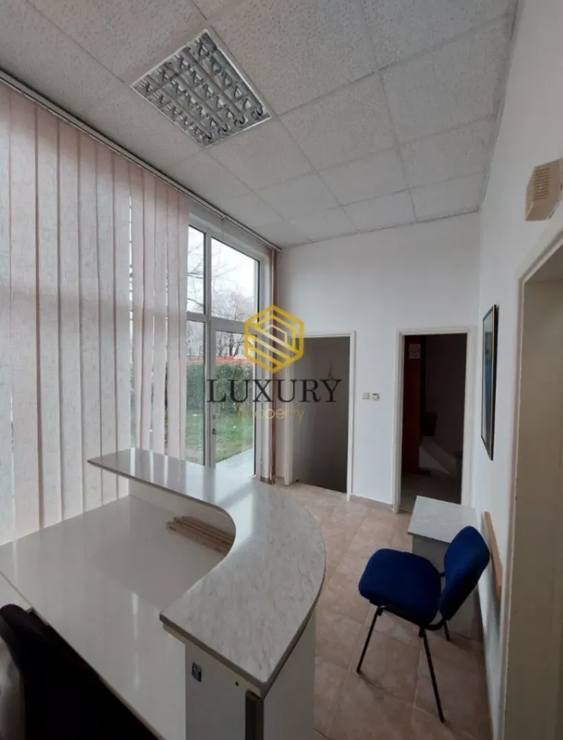 Rent, office space, 119m², City Kvart, Podgorica