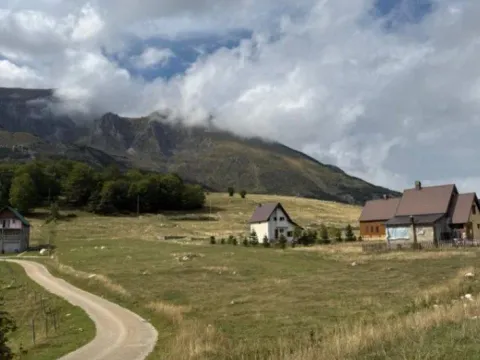 Prodaja, plac, 1670m², Žabljak, Crna Gora