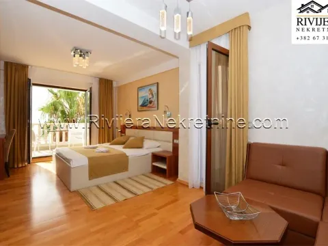 Sale, office space, 766m², Bijela, Herceg Novi - image 12