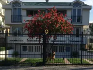 Prodaja, kuća, 350m², Stari Aerodrom, Podgorica - image 1