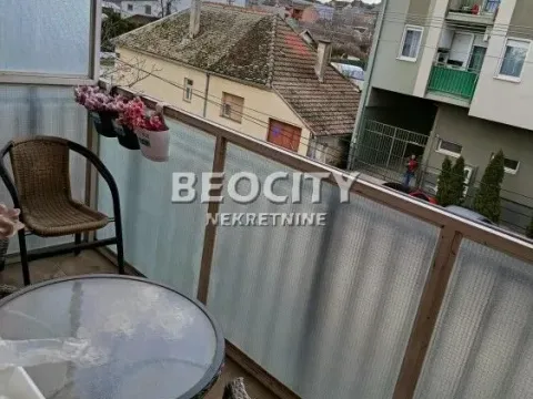 Sale, four bedroom apartment, 82m², Petrovaradin, Novi Sad - image 9