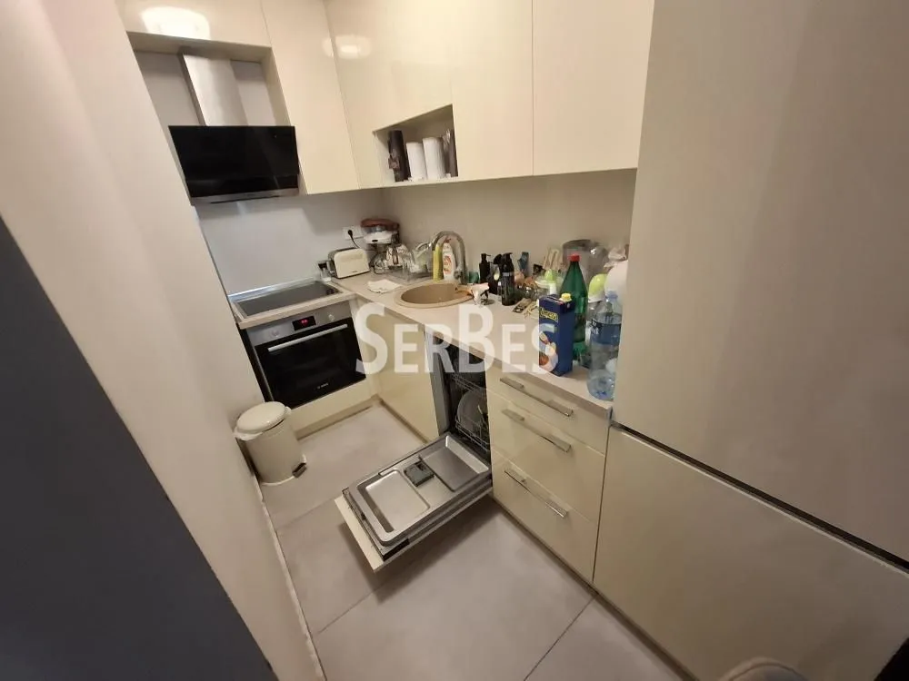 Izdavanje, dvosoban stan, 50m², Socijalno, Novi Sad Sve Podlokacije