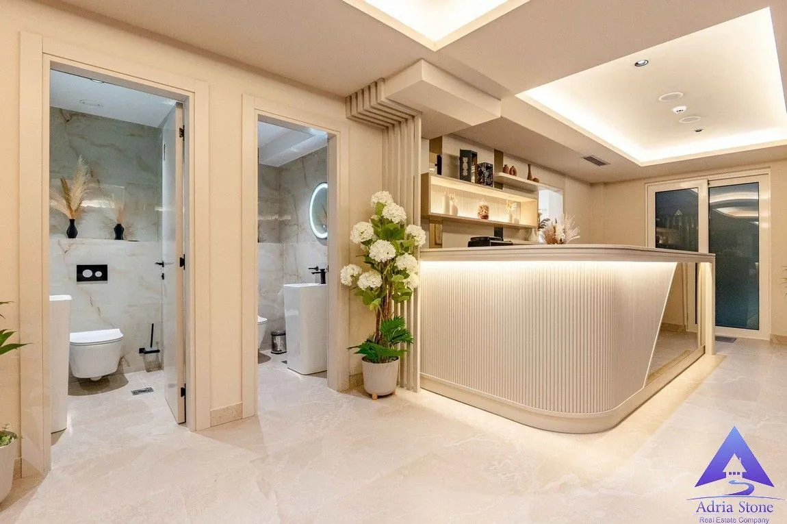 Izdavanje, poslovni prostor, 350m², Pržno, Budva