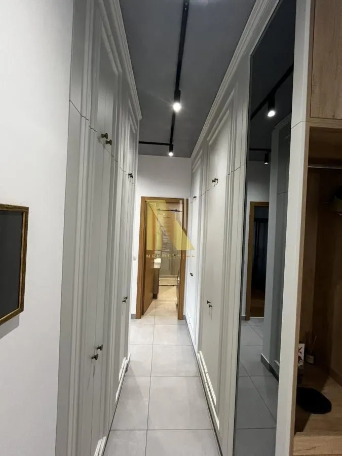 Prodaja, trosoban stan, 63m², Adamovićevo Naselje, Novi Sad Sve Podlokacije