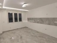 Prodaja, dvosoban stan, 60m², Đeram Pijaca, Beograd - image 3