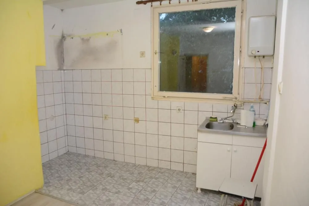 Sale, three bedroom apartment, 76m², Čukarica, Beograd