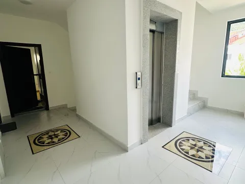 Izdavanje, dvosoban stan, 65m², Rozino, Budva - image 13