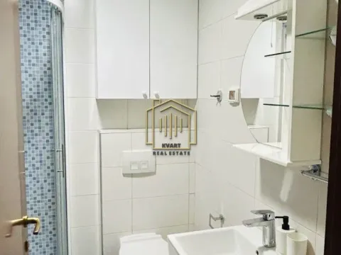Izdavanje, jednosoban stan, 54m², City Kvart, Podgorica - image 7