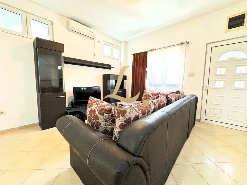 Izdavanje, jednosoban stan, 65m², Dalmatinska ulica, Podgorica