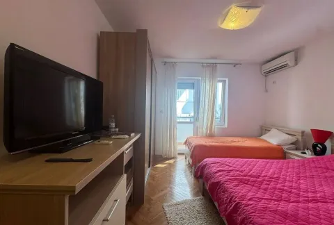 Prodaja, četvorosoban stan, 176m², Petrovac, Budva - image 6