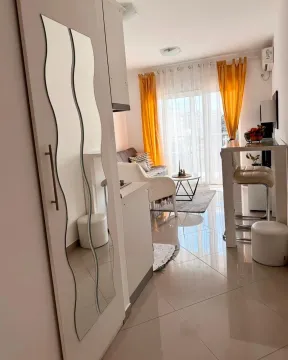 Rent, studio apartment, 30m², Šušanj, Bar - image 9