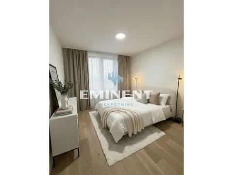 Izdavanje, trosoban stan, 84m², Savski Venac, Beograd - image 8