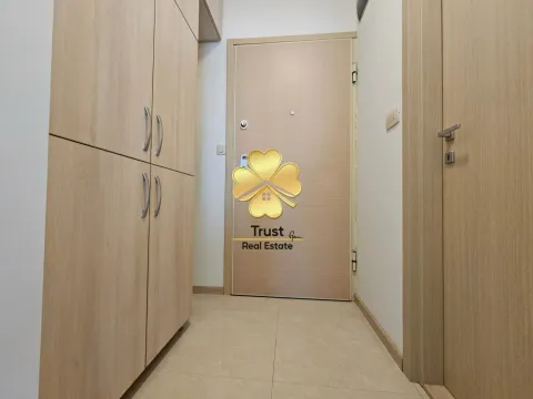 Izdavanje, jednosoban stan, 50m², City Kvart, Podgorica - image 8