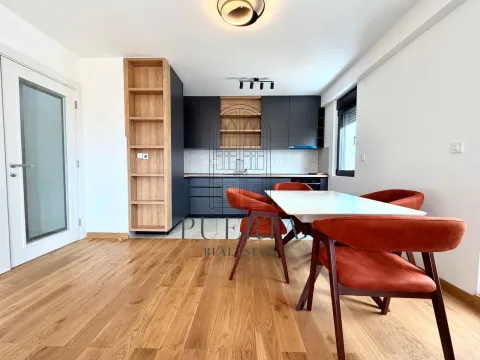 Prodaja, jednosoban stan, 57m², Preko Morače, Podgorica - image 8