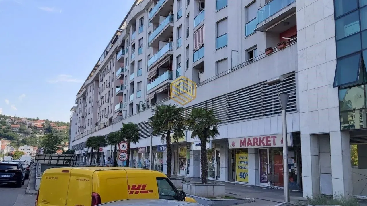 Rent, office space, 130m², Preko Morače, Podgorica