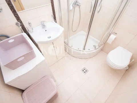 Izdavanje, jednosoban stan, 33m², Stari Aerodrom, Podgorica - image 9