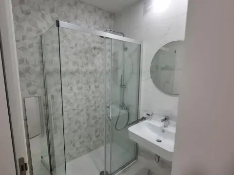 Izdavanje, jednosoban stan, 49m², Central Point, Podgorica - image 6