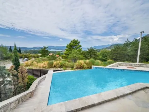 Prodaja, kuća, 320m², Tivat, Crna Gora - image 4