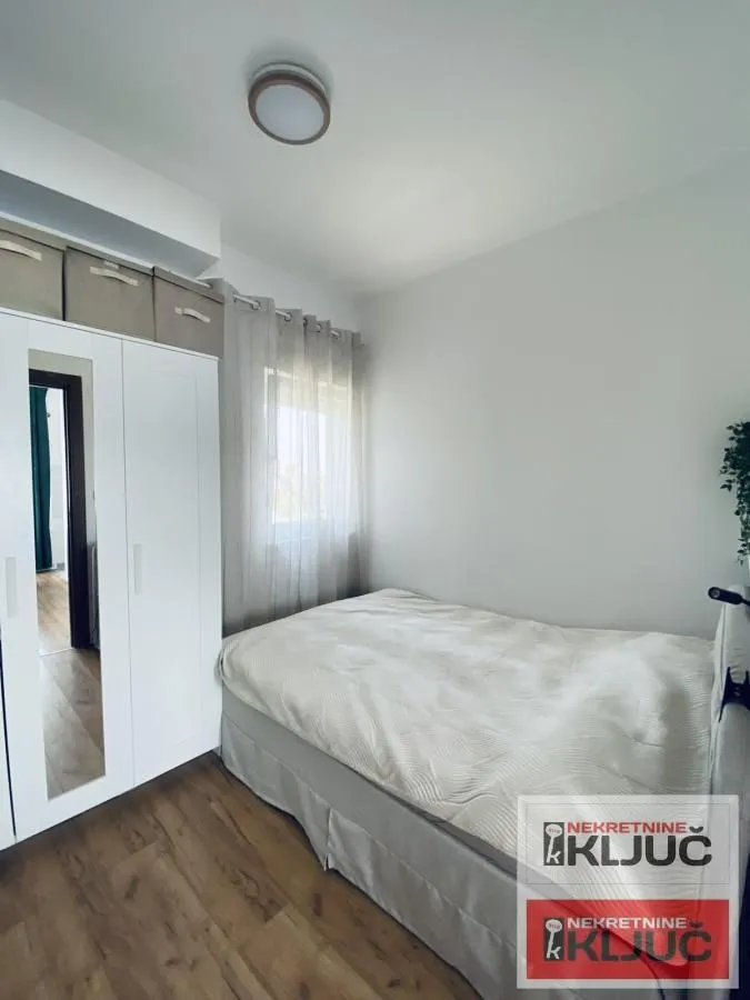 Prodaja, jednosoban stan, 30m², Lipov gaj, Novi Sad Sve Podlokacije
