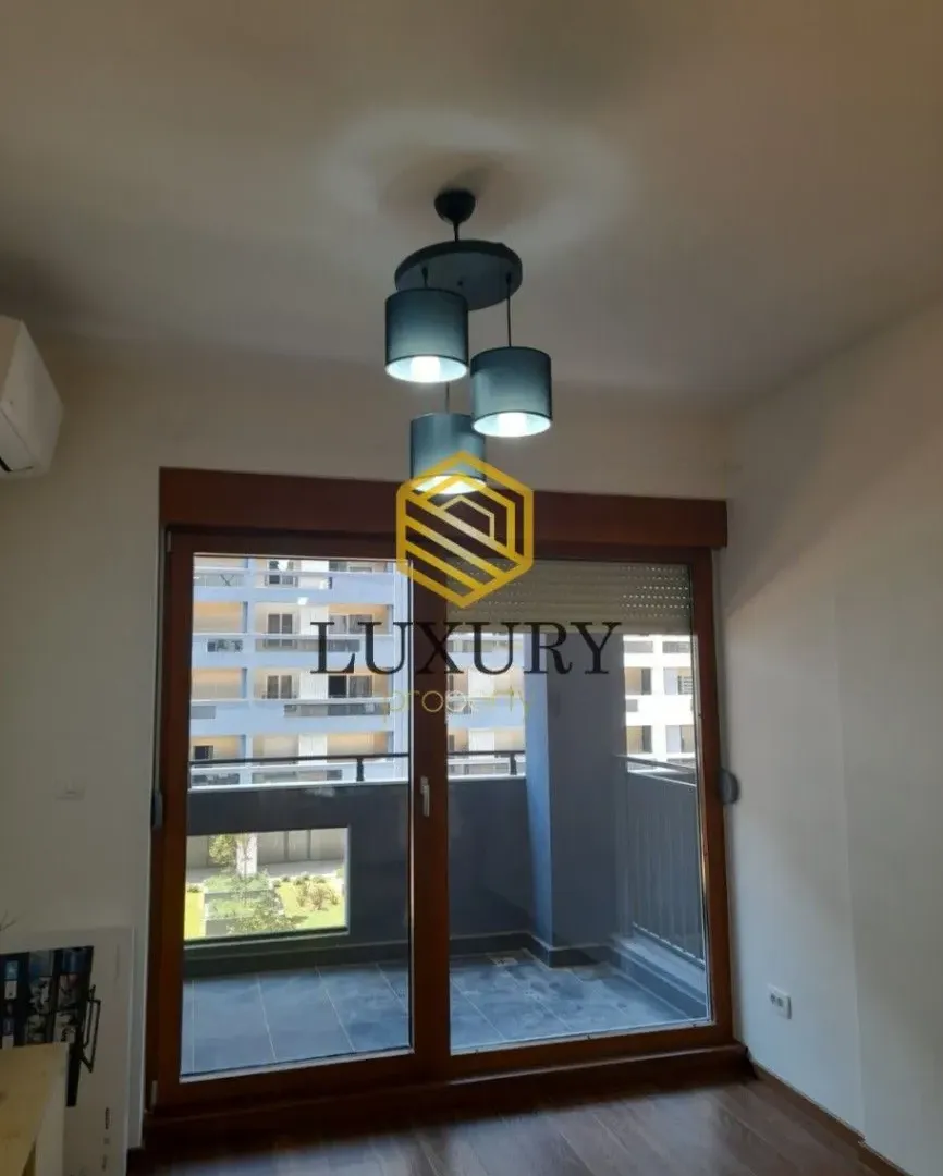 Izdavanje, garsonjera, 25m², Master Kvart, Podgorica