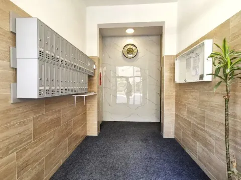Rent, apartment, 44m², Blok 9, Podgorica - image 11