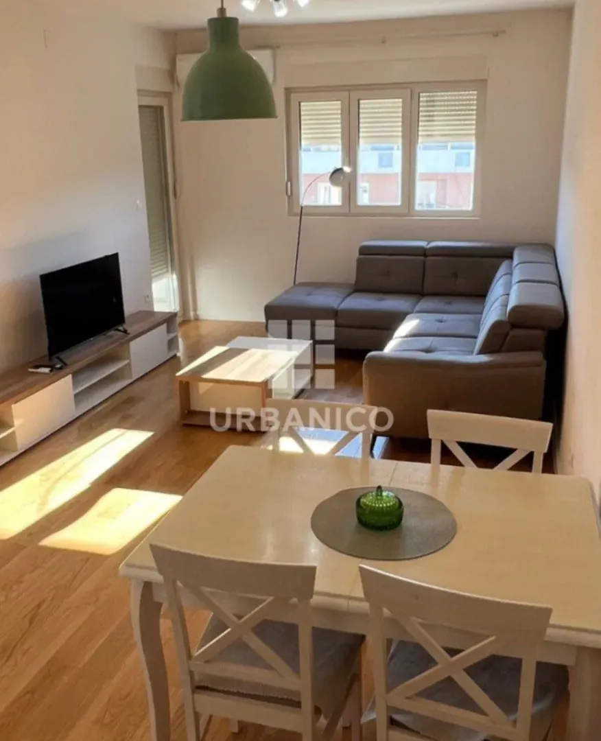Prodaja, jednosoban stan, 49m², Central Point, Podgorica