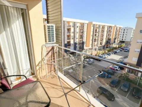 Izdavanje, dvosoban stan, 72m², City Kvart, Podgorica - image 5