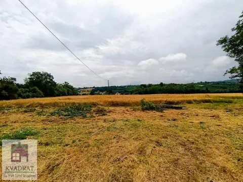 Zemljište in Jasenak