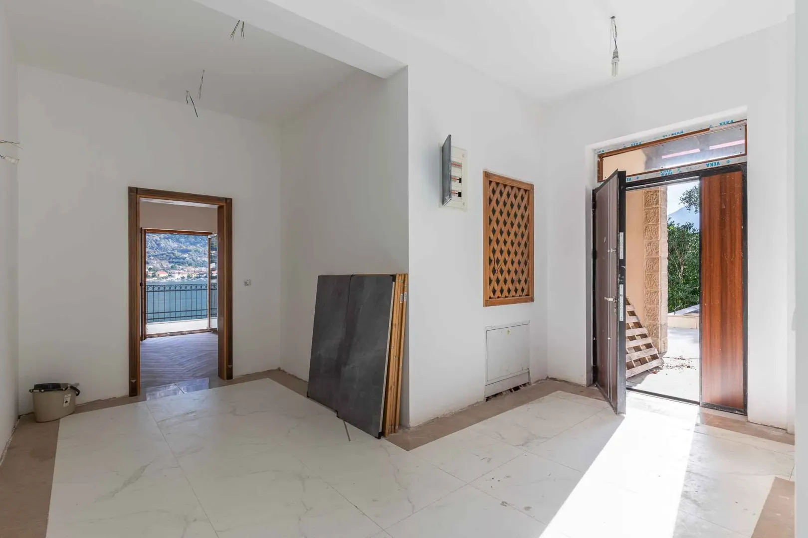 Prodaja, kuća, 500m², Prčanj, Kotor
