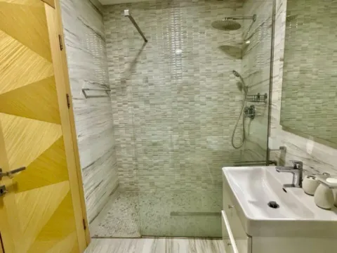 Izdavanje, jednosoban stan, 55m², Preko Morače, Podgorica - image 9