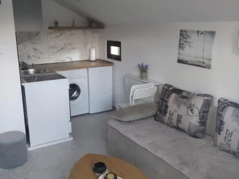 Rent, one bedroom apartment, 25m², Doljani, Podgorica - image 4