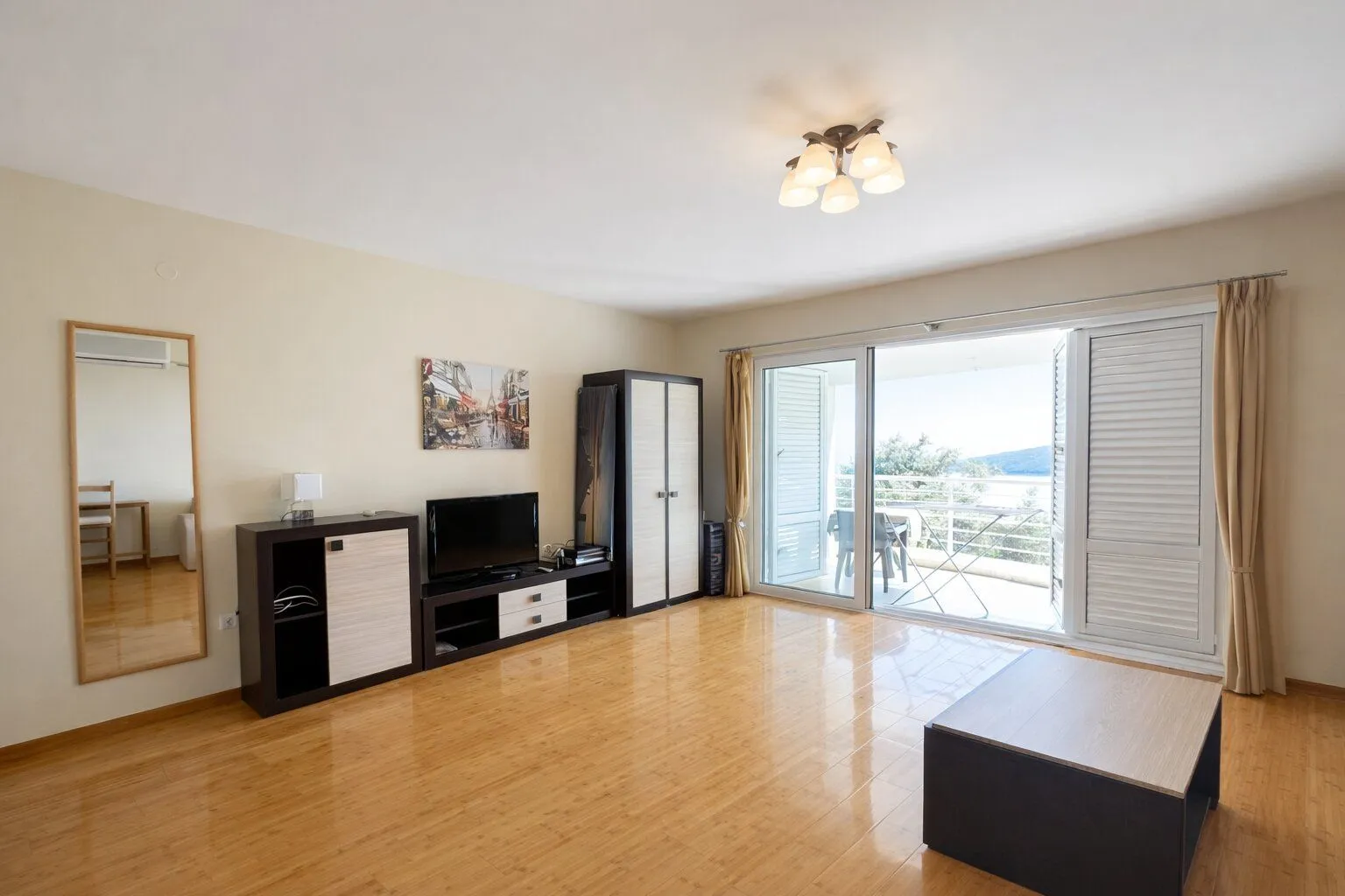 Prodaja, jednosoban stan, 63m², Topla, Herceg Novi