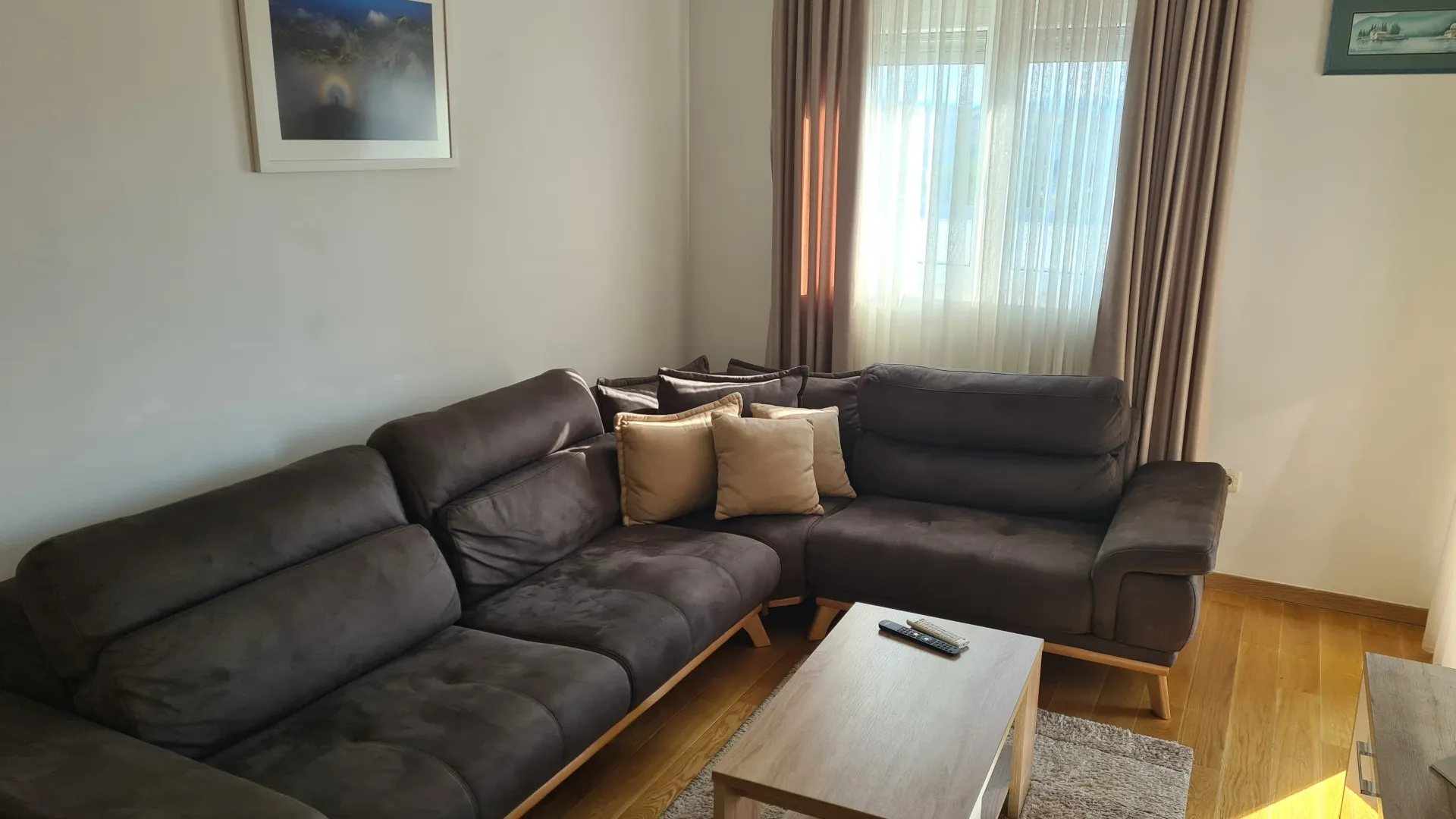 Izdavanje, jednosoban stan, 46m², City Kvart, Podgorica