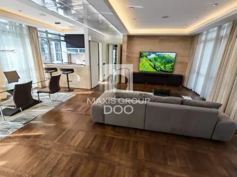 Rent, four bedroom apartment, 148m², Savski Venac, Beograd - image 14