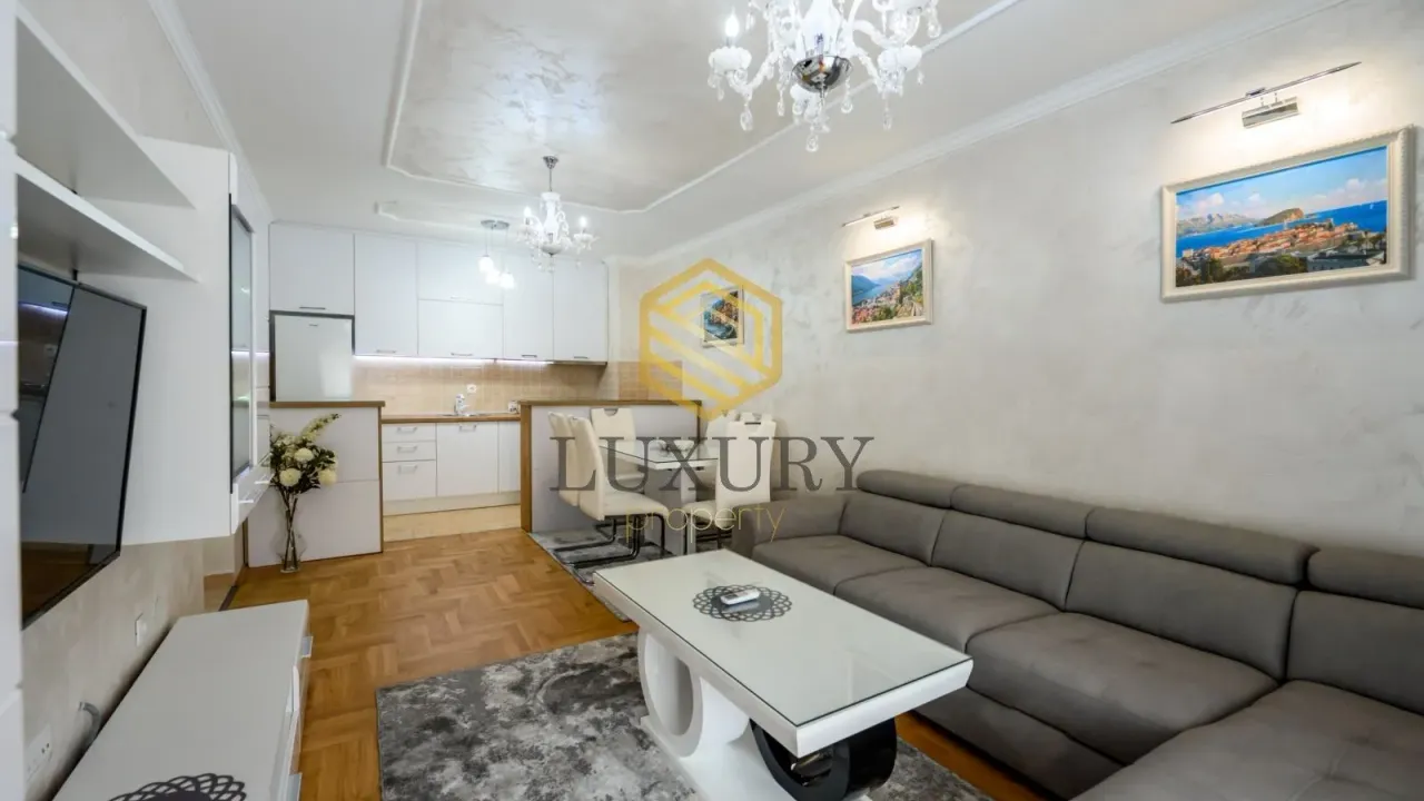 Rent, two bedroom apartment, 65m², Stari Aerodrom, Podgorica