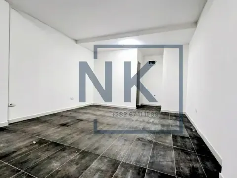 Rent, office space, 22m², Stari Aerodrom, Podgorica - image 4