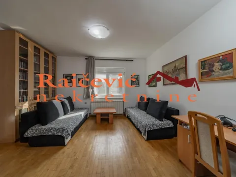 Prodaja, kuća, 263m², Vrnjačka Banja, Srbija - image 12