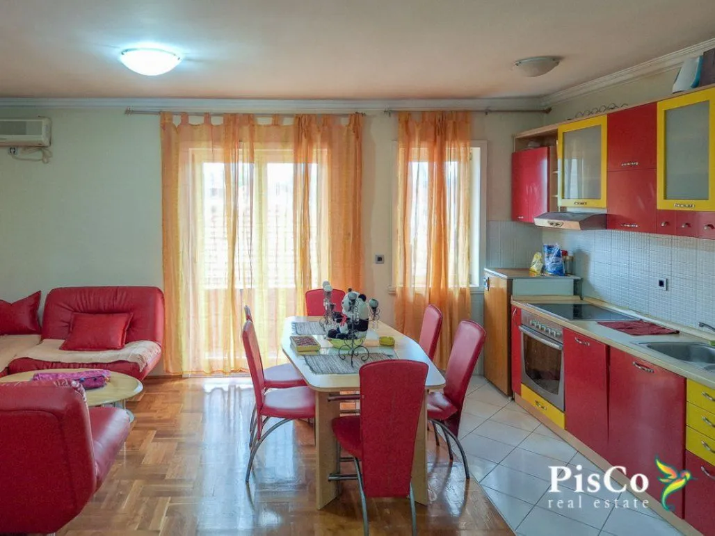 Izdavanje, dvosoban stan, 65m², Ibričevina, Podgorica