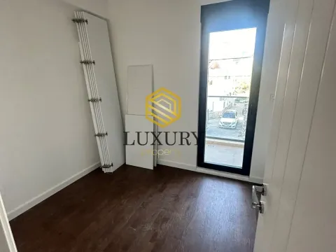 Izdavanje, dvosoban stan, 56m², Central Point, Podgorica - image 7
