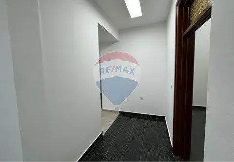 Izdavanje, poslovni prostor, Kruševac, Podgorica - image 14