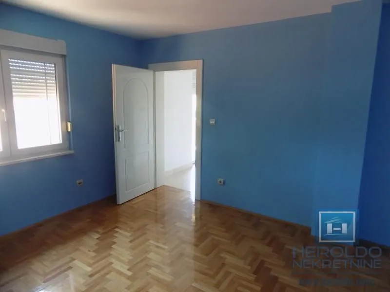 Sale, house, 230m², Centar, Paraćin