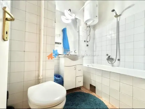 Rent, four bedroom apartment, 118m², Kalenić Pijaca, Vračar Sve Podlokacije - image 17