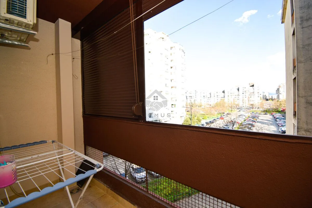 Rent, three bedroom apartment, 100m², Blok 6, Podgorica