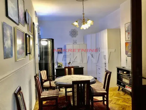 Prodaja, trosoban stan, 96m², Kalenić Pijaca, Vračar Sve Podlokacije - image 11