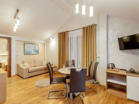 Prodaja, ugostiteljski objekat, 748m², Bijela, Herceg Novi - image 21