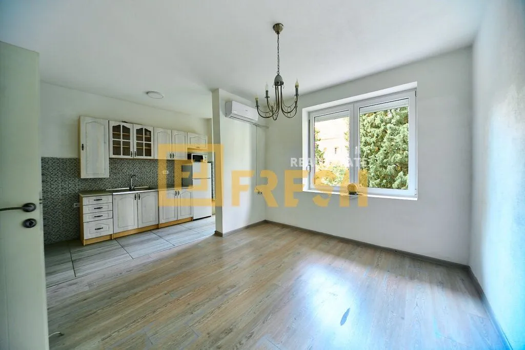 Izdavanje, trosoban stan, 85m², Gorica C, Podgorica