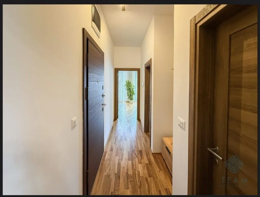 Prodaja, dvosoban stan, 52m², Tološka šuma, Podgorica