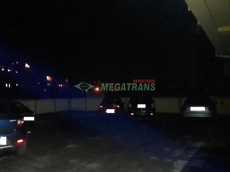 Izdavanje, jednosoban stan, 32m², Grbavica, Novi Sad Sve Podlokacije