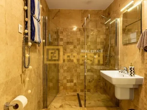 Sale, one bedroom apartment, 74m², Budva, Crna Gora - image 17