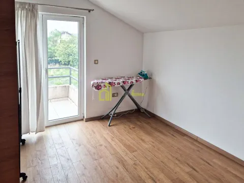 Izdavanje, kuća, 160m², Donja Gorica, Podgorica - image 9